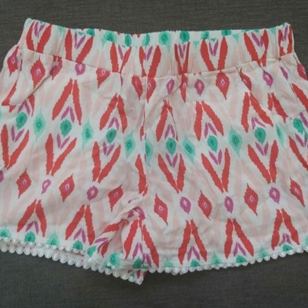 Crazy 8 Patterned Shorts